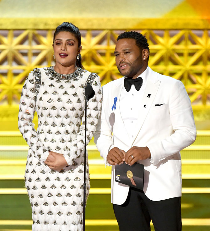 It's Chopra, not 'Chopa'! Priyanka's name misspronounced at Emmys, Twitterati slam announcer