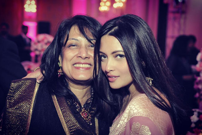 Riya Sen shares photo with mother-in-law from her lavish wedding reception