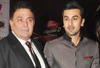 Ranbir Kapoor got EMOTIONAL after Rishi Kapoor praised his work in Sanju